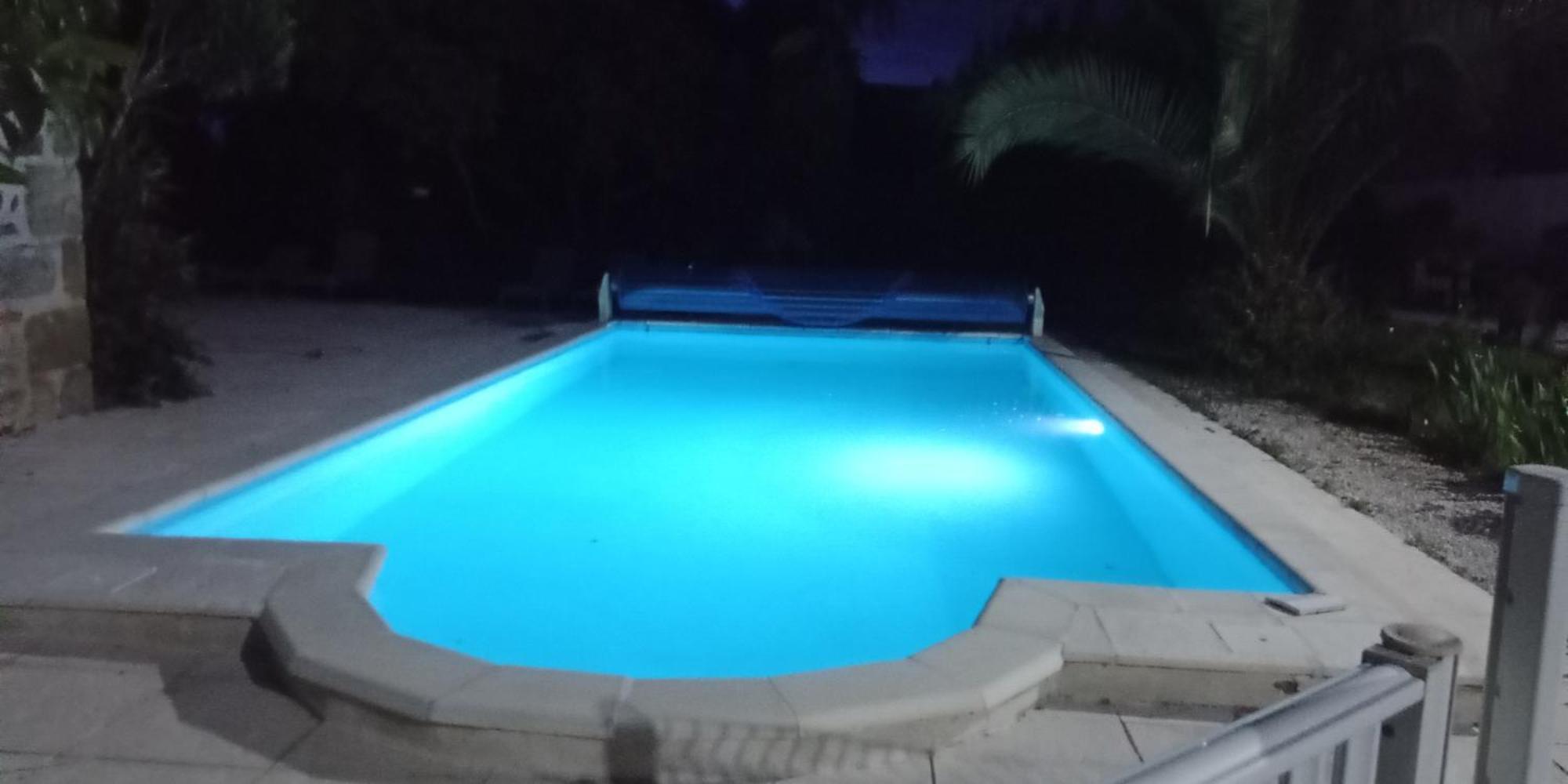 Gite De 6 A 14 Pers Avec Piscine-Jacuzzi- Salle Des Fetes Bastanes ภายนอก รูปภาพ